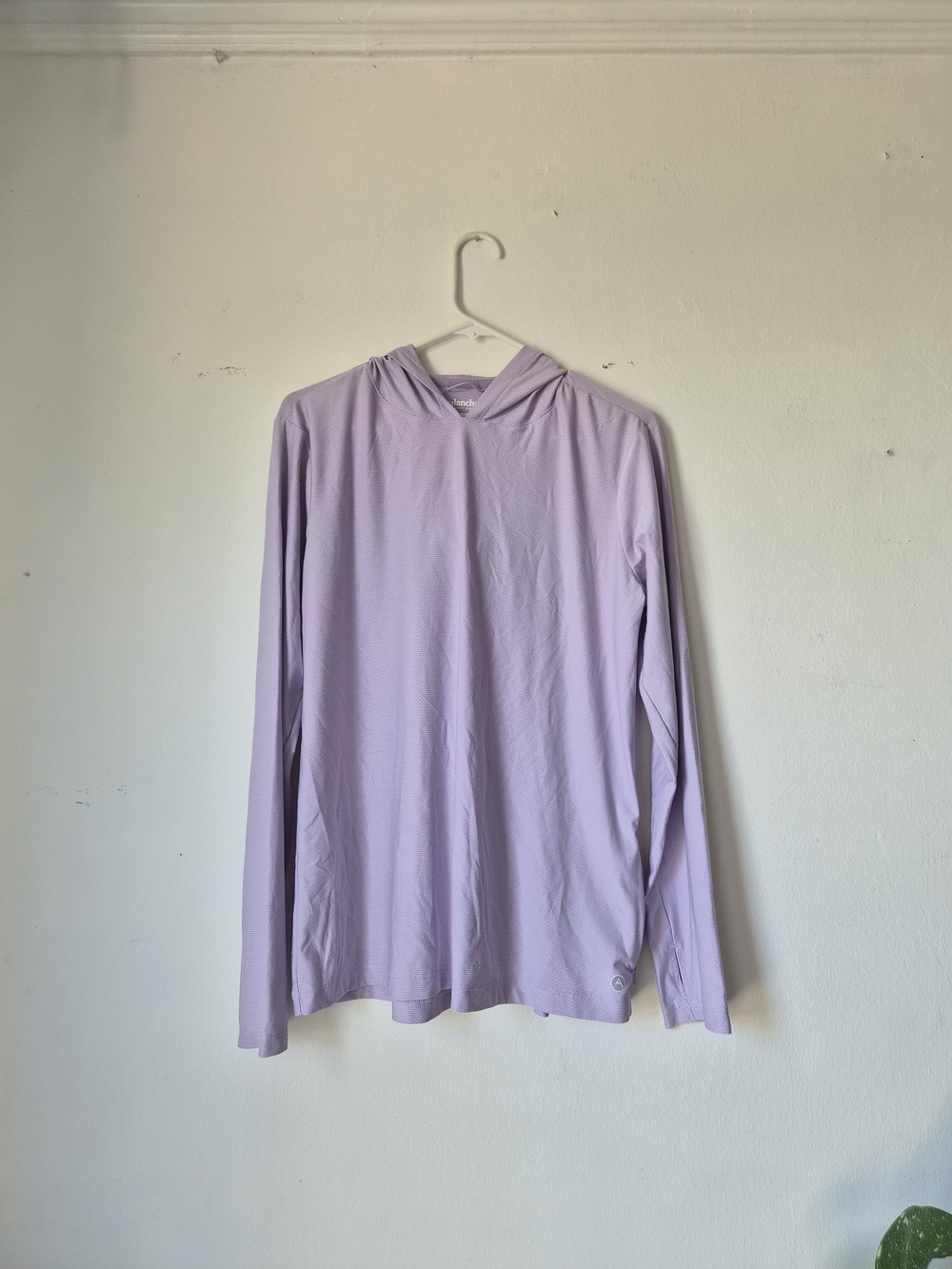 Avalanche Womens Long-Sleeve Hooded Tee in Lavender